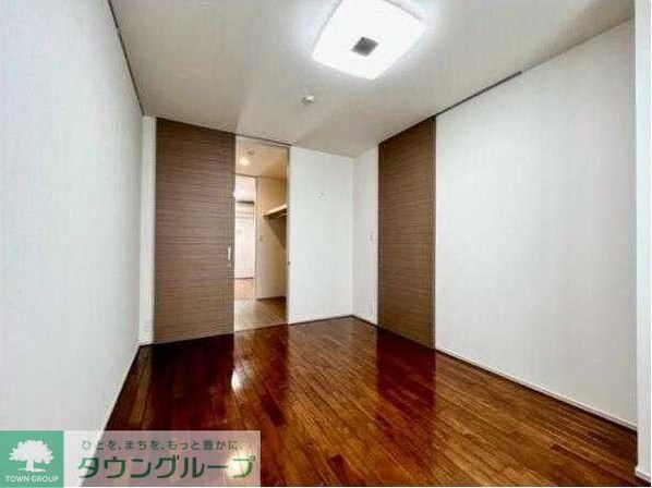 カスタリアの物件内観写真